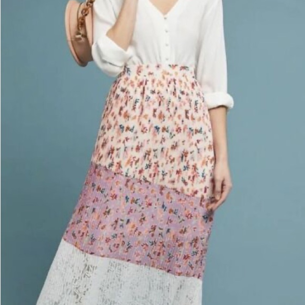 LAIA Anthropologie Pleated Floral Lace Midi Skirt // EUC // Size XL